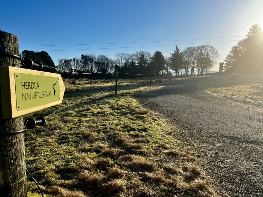 Skilt til naturreservatet